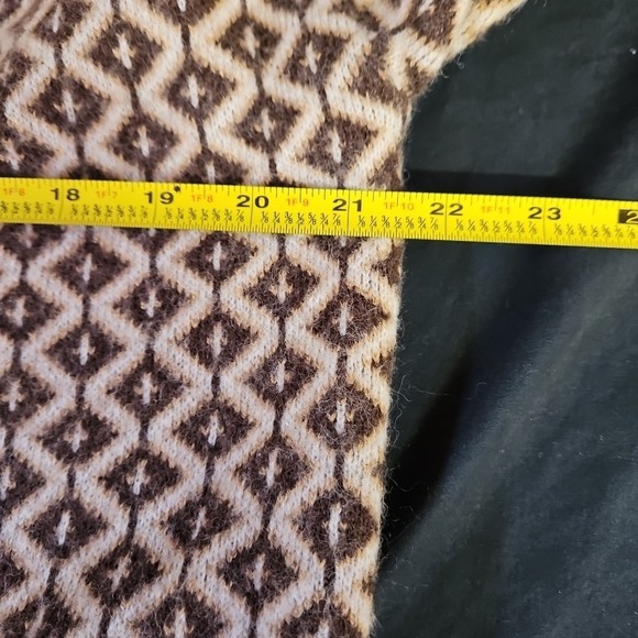 Jacquard Chocolate Brown Knit Cardigan Sweater Size L Women's Academia Old Money - Picture 6 of 8